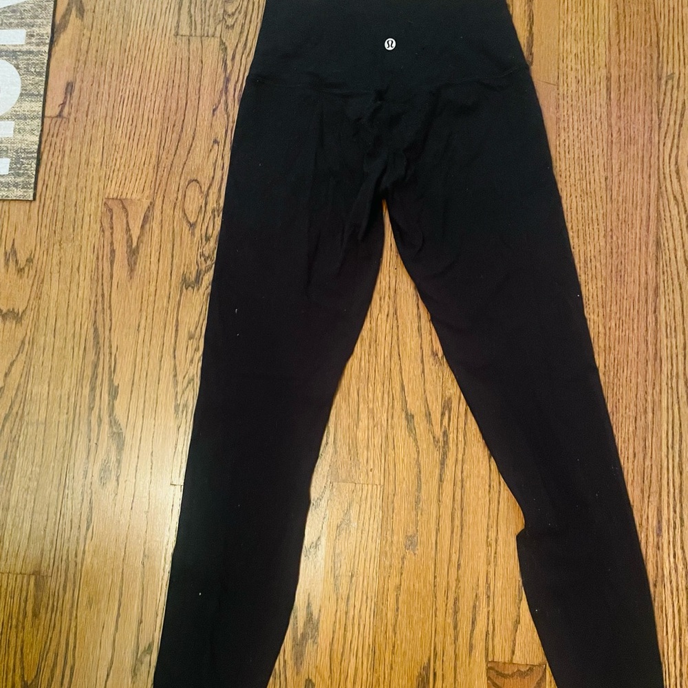 Lululemon black leggings